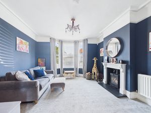 Lounge- click for photo gallery